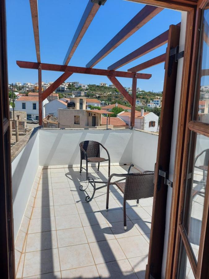 Old Plaka Villa Εξωτερικό φωτογραφία